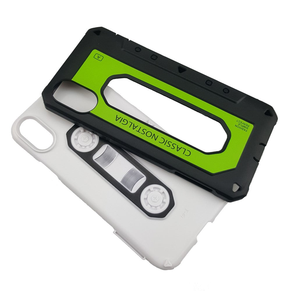 Outdoor Case für Apple iPhone XS X PC + TPU Nostalgie Tape Retro