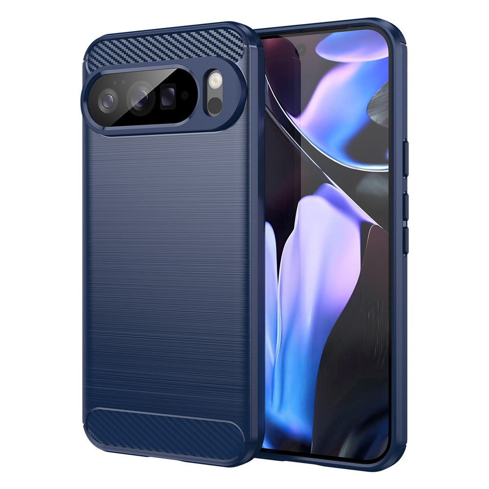 Blaue Google Pixel 10 Pro XL Schutzhülle, Carbonmuster hinten, schräge Ansicht mit Front