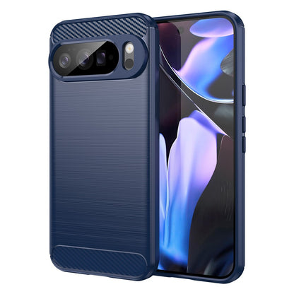 Blaue Google Pixel 10 Pro XL Schutzhülle, Carbonmuster hinten, schräge Ansicht mit Front